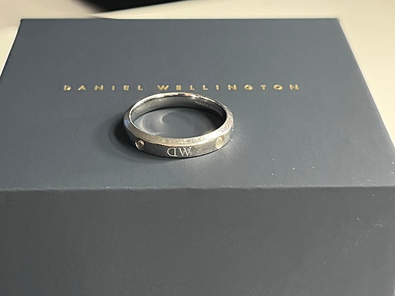 Daniel Wellington naisten sormus
