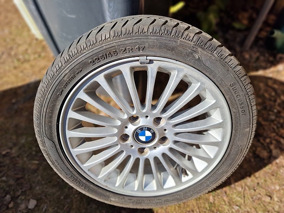 BMW vanteet renkailla