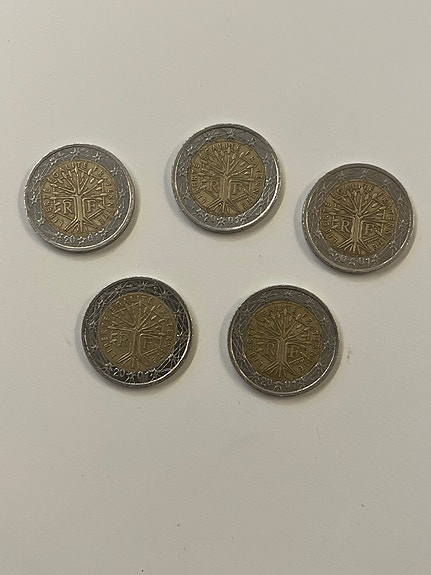 Painovirheellinen 2€ kolikot