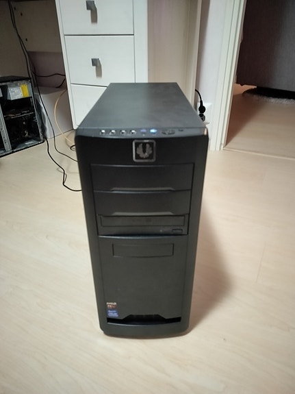 Pelikone i5 4690K / 16GB / SSD / 970