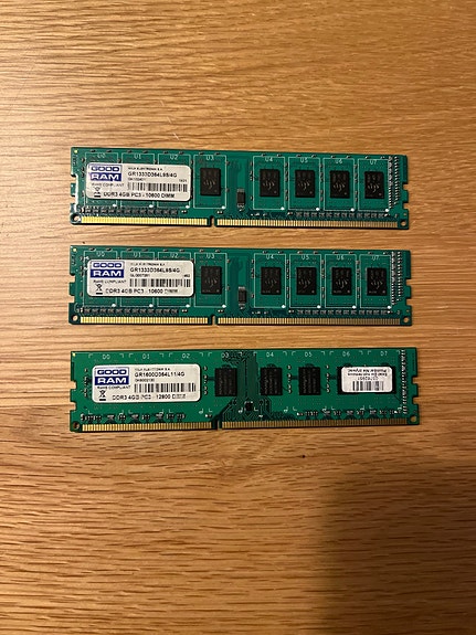 Goodram DDR3 2GB RAM-muistit (3 kpl)