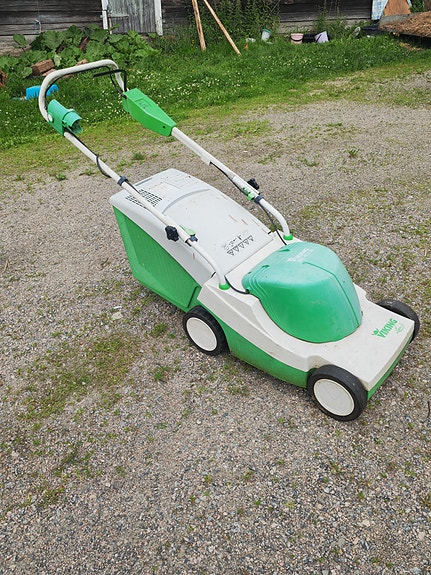 Vetävä Viking ME 455 M ruohonleikkuri