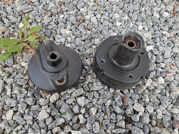 Honda Monkey puoliautomaatin etukeskiö ja jarrukilpi