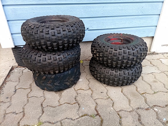 mönkijän renkaat