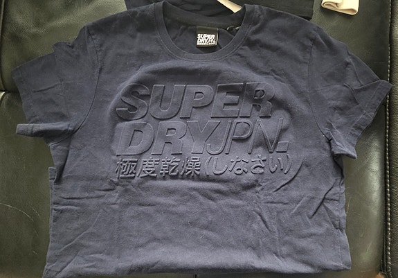 Superdry t-paita kohokuvioidulla logolla, koko XL (Miesten / Unisex)
