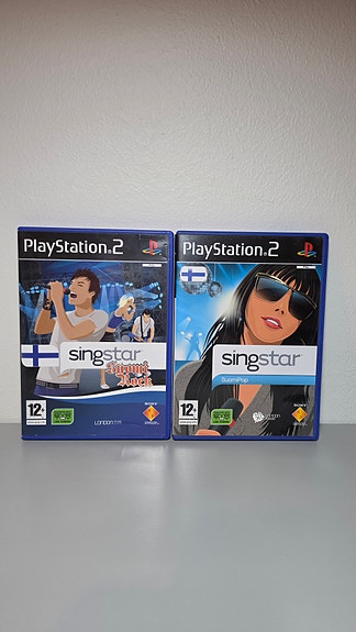 Singstar PS2 pelit pakettina