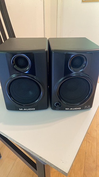 M-Audio Studiophile AV 40 aktiivikaiuttimet