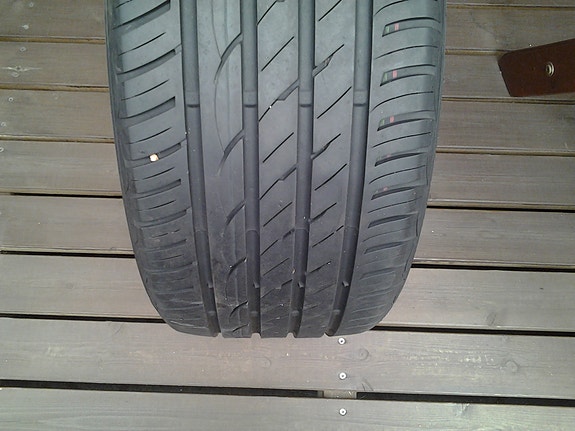 1 kpl Kesärengas 235/45 17"