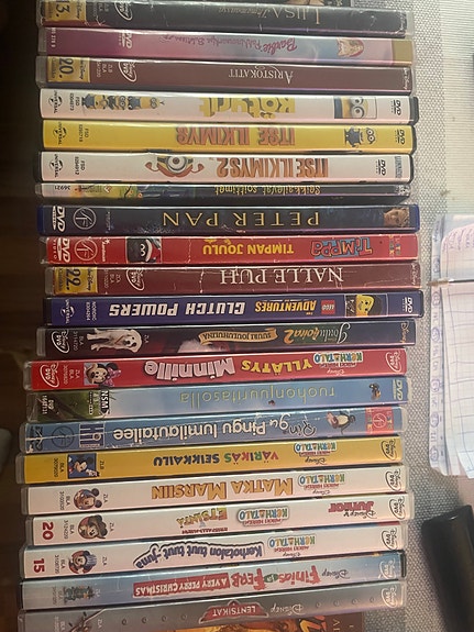 Lasten DVD-elokuvien paketti