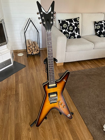 Dean ML 79
