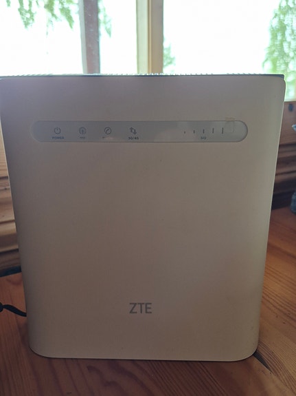 ZTE 4G  MF286D reititin
