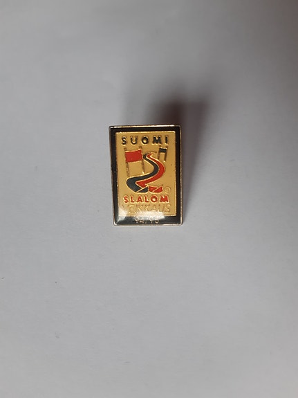 Suomi Slalom 94/95 pinssi