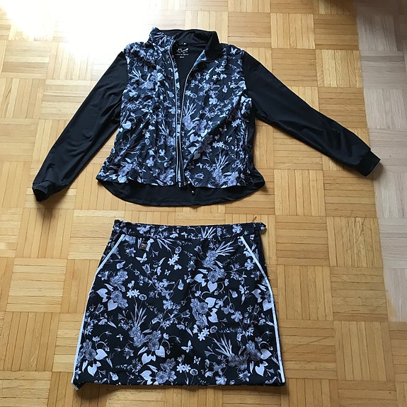 Röhnisch hame koko 44 ja takki setti XL musta kukkakuvio
