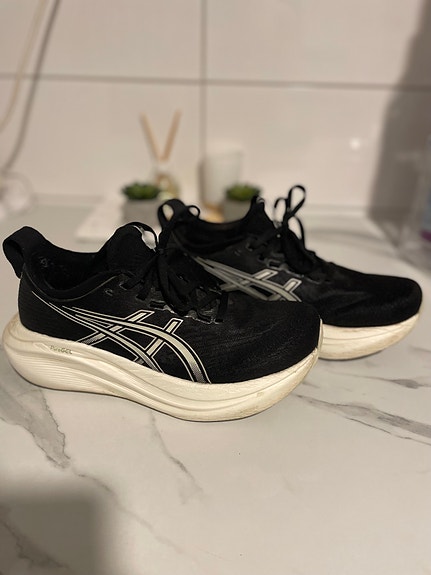 Asics gel Nimbus 41,5
