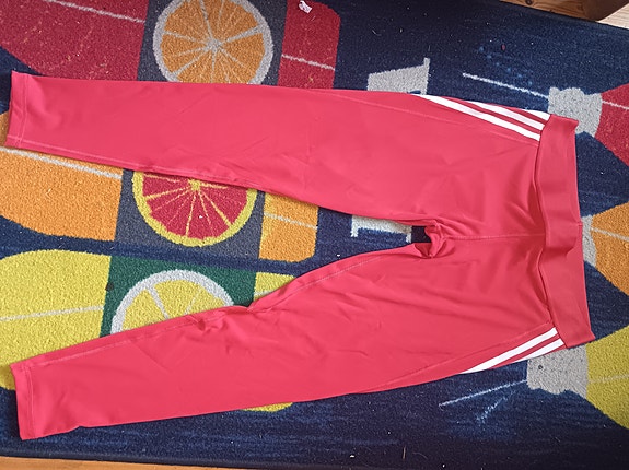Adidas treenitrikoot L punainen