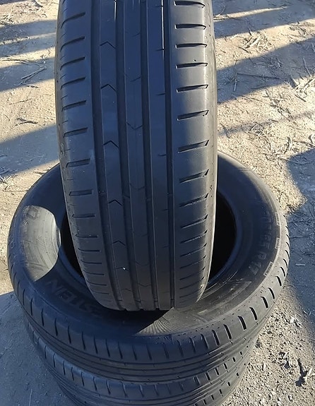 Vredestein Ultrac 205/65/17 kesärenkaita 4kpl
