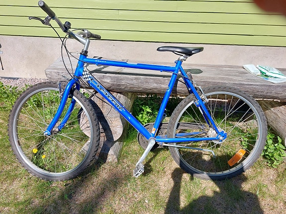 cresent merkkinen polkupyörä