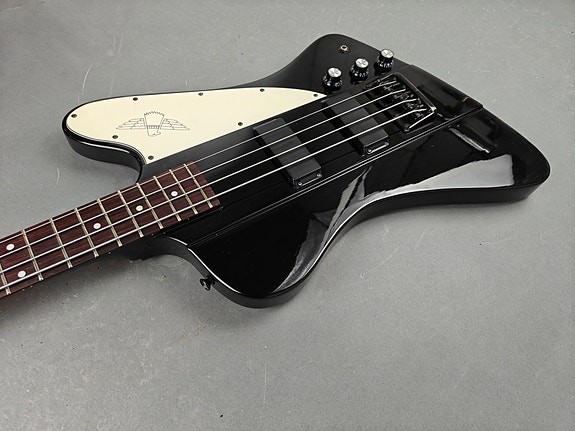 Tokai Thunderbird