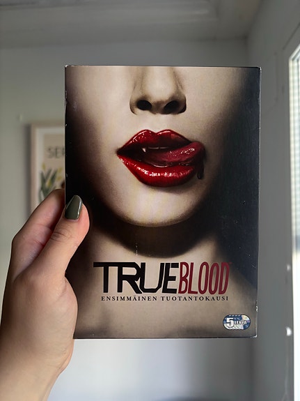 True Blood kausi 1