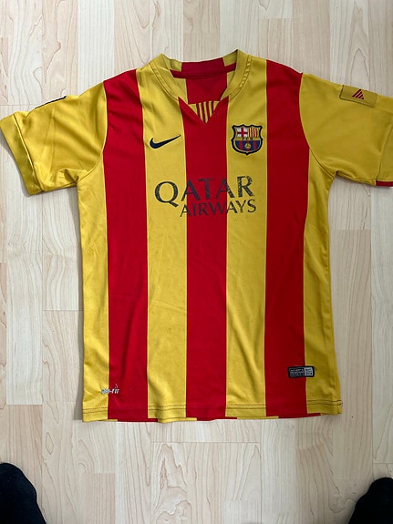 Nike FC Barcelona pelipaita pojille koko n. 158 kirjava