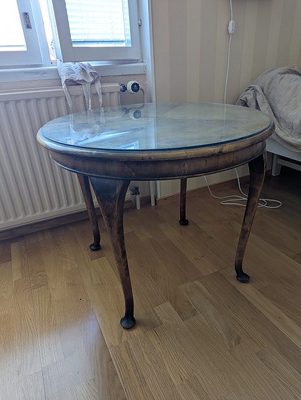 Chippendale sohvapöytä
