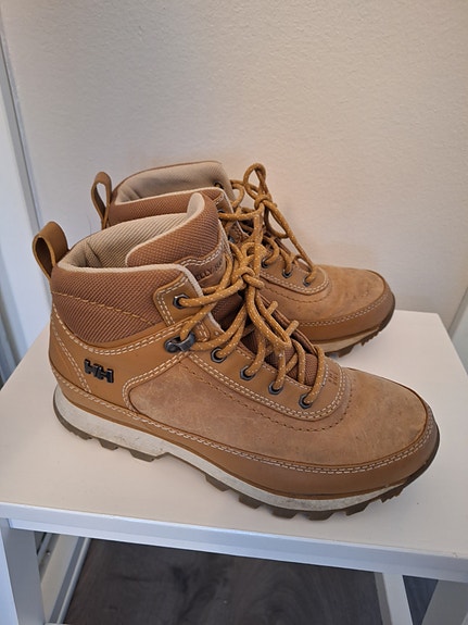 Helly Hansen kengät