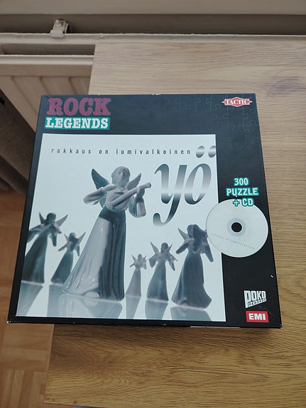 Yö Rock Legends Rakkaus on lumivalkoinen 300 palan palapeli ja CD