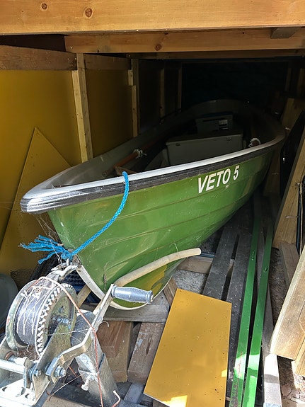 Veto 5 soutuvene perämoottorilla