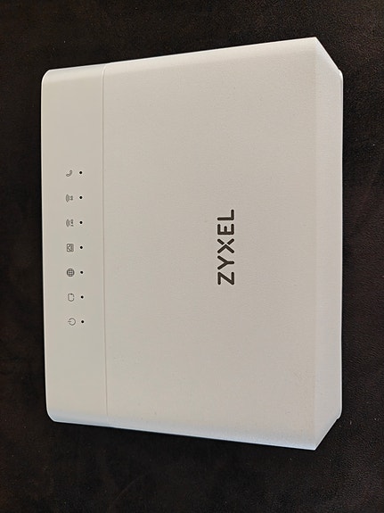 ZyXEL DX3301-T0 AX1800 Dual-band ADSL2/VDSL2 -modeemi ja WiFi6 -reititin