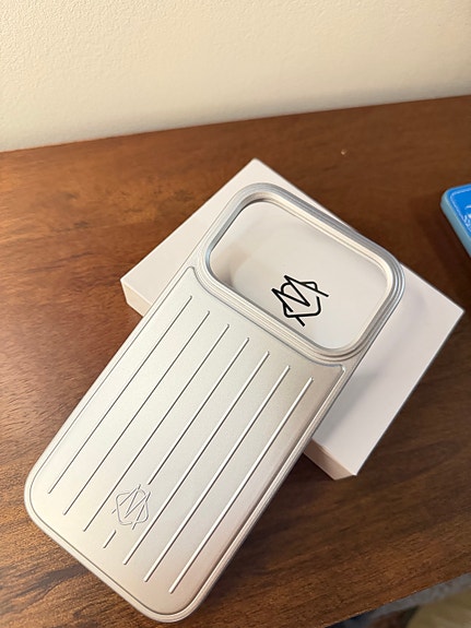 Apple puhelimen kuoret hopea