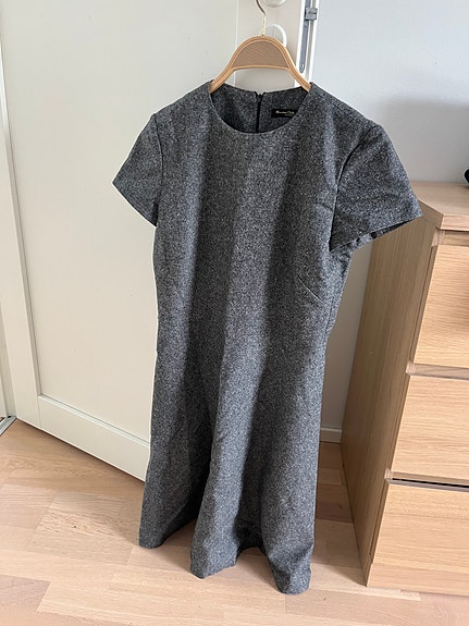 Massimo Dutti kotelomekko 36