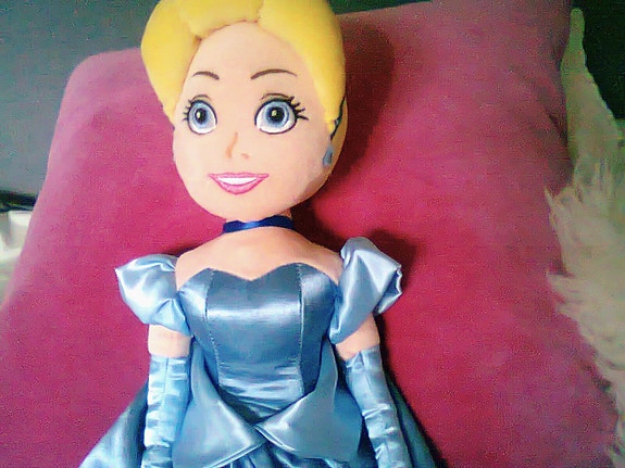 Cinderella, Tuhkimo nukke
