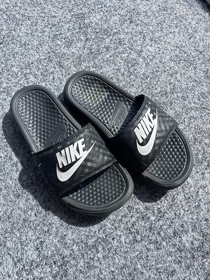Nike sandaalit