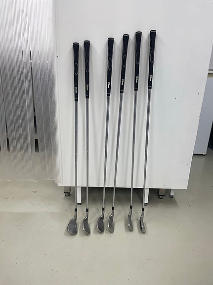 Wilson ultra hl  rautamaila setti 6-s, rh, regular.