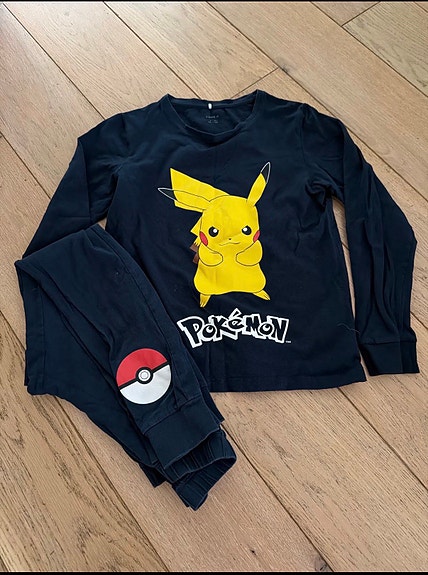 Pokemon pyjama Name it 134-140cm