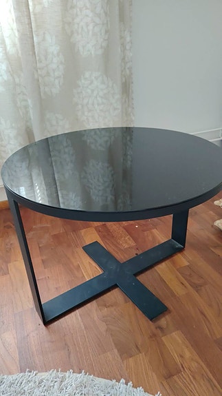 Elegantti design sohvapöytä