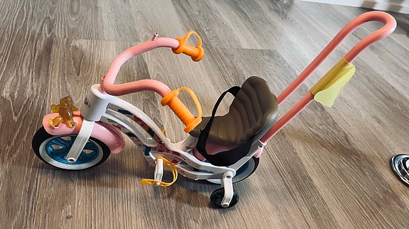 Alkuperäinen Baby Born kolmipyörä työntöaisalla