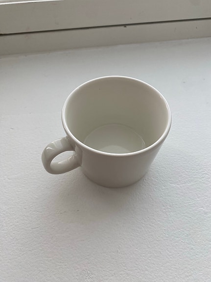 Iittala valkoinen kahvikuppi