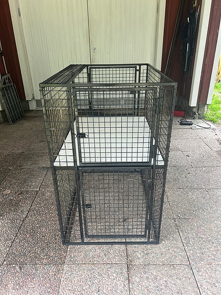 Koirahäkki autoon