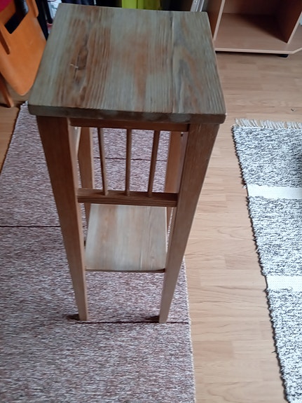 Kukkapöytä