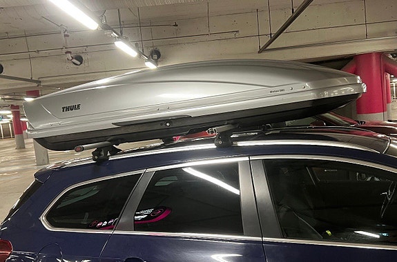 Thule Motion 900 kattoboksi harmaa