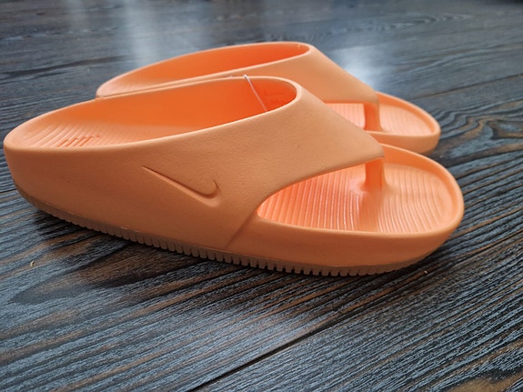 UUDET Nike Calm Flip Flop -varvastossut, Peach Cream