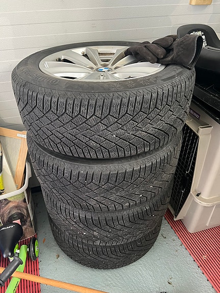BMW f11 17” aluvanteet kitkarenkailla