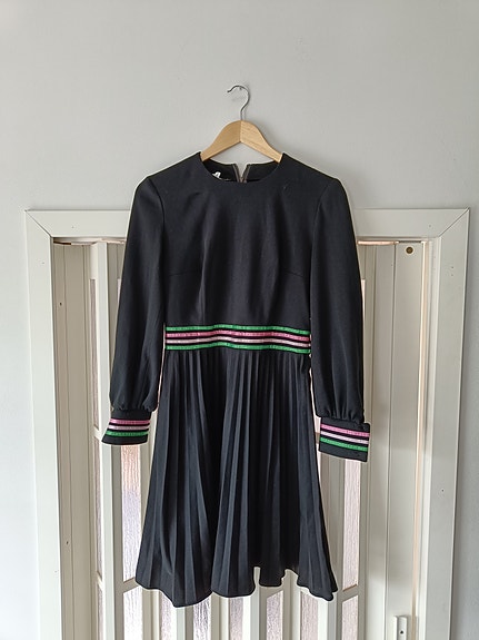 Finnlene vintage juhlamekko