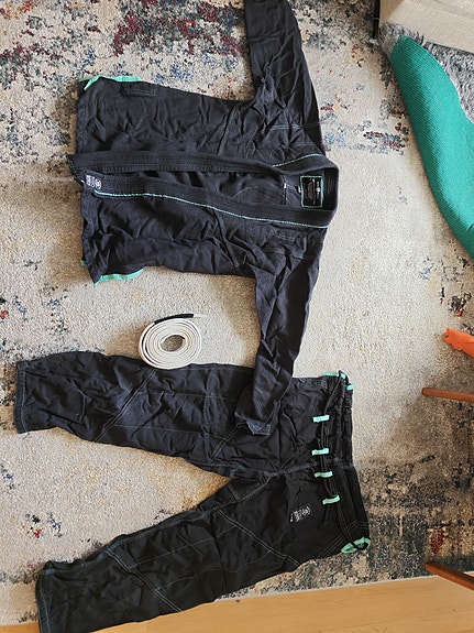 BJJ GI, A2, musta