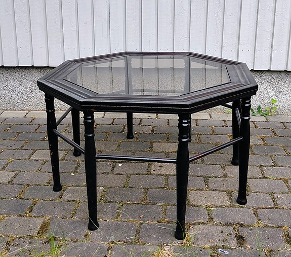 Sohvapöytä