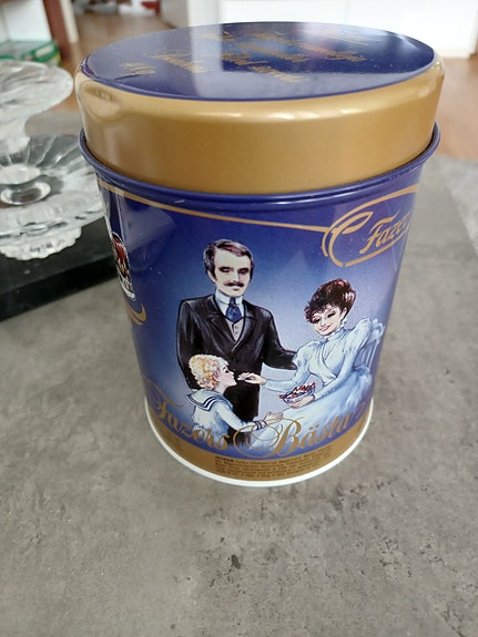 Vanha Fazerin purkki