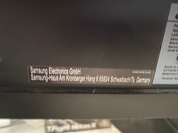 Samsung näyttö