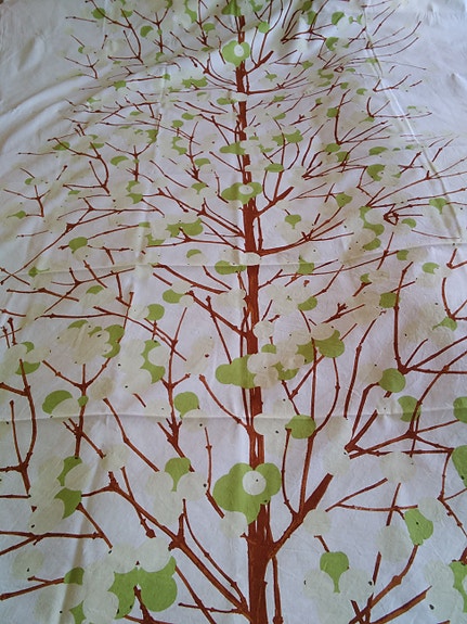 Marimekko. Lumimarja kangas