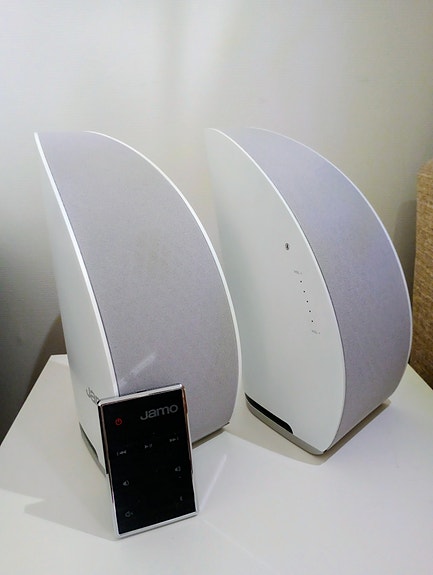 Jamo DS5 Bluetooth-kaiuttimet valkoinen